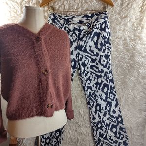 Loft linen pants and moe hair sweater size 0 petite
